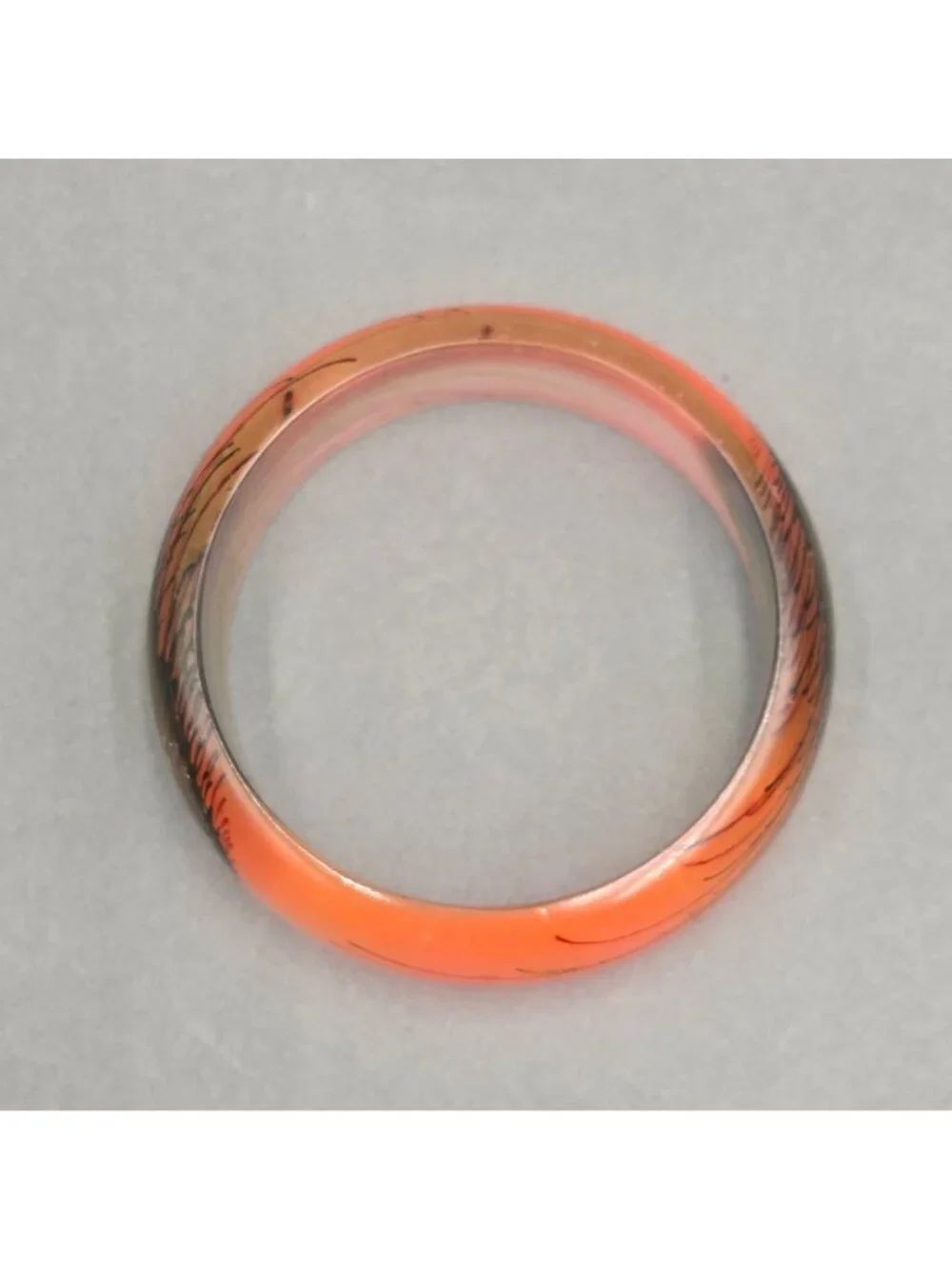 Vintage Lucite Peacock Feather Bangle Bracelet Pink Painted Retro Statement 60s - Picture 3 of 11